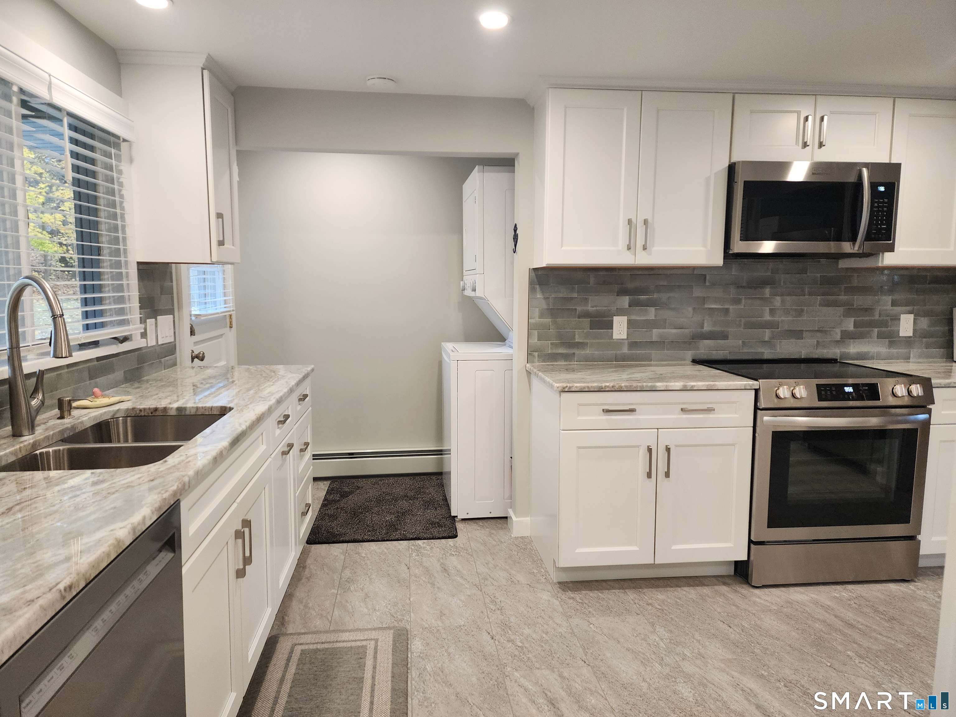 7 East Pattagansett Road East Lyme CT 06357