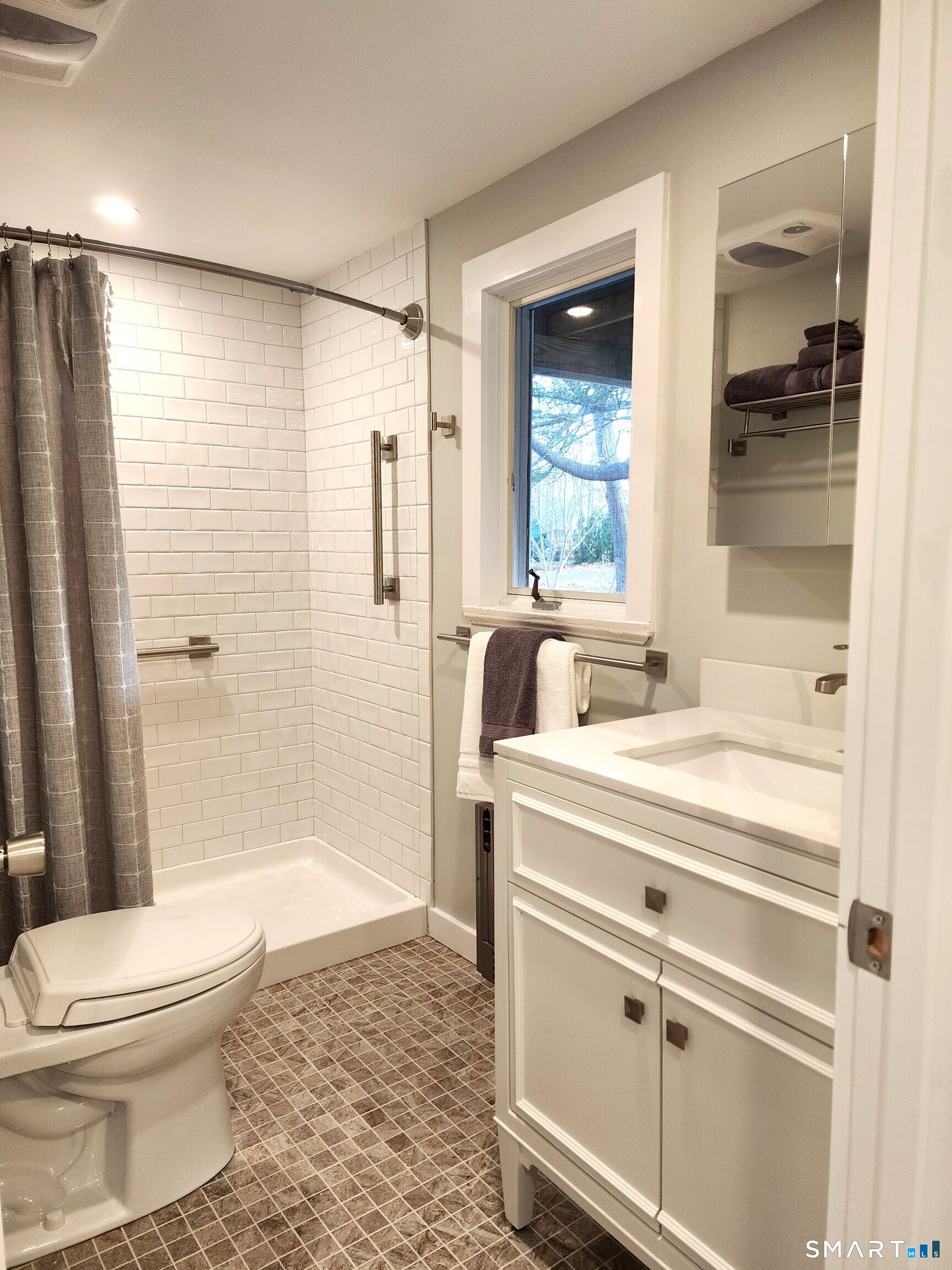 7 East Pattagansett Road East Lyme CT 06357
