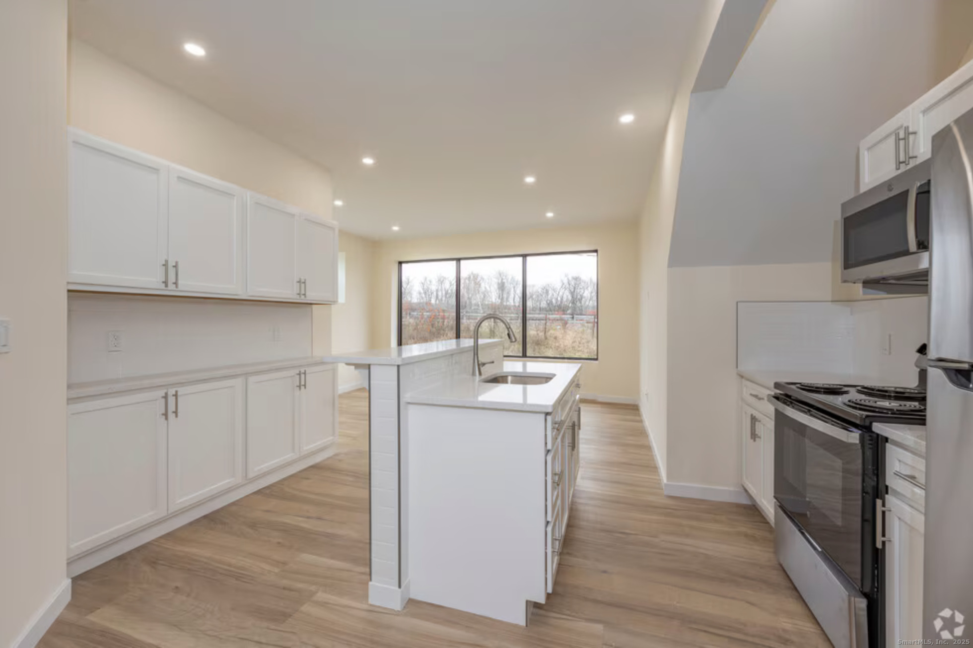 141 Bridge Street Middletown CT 06457