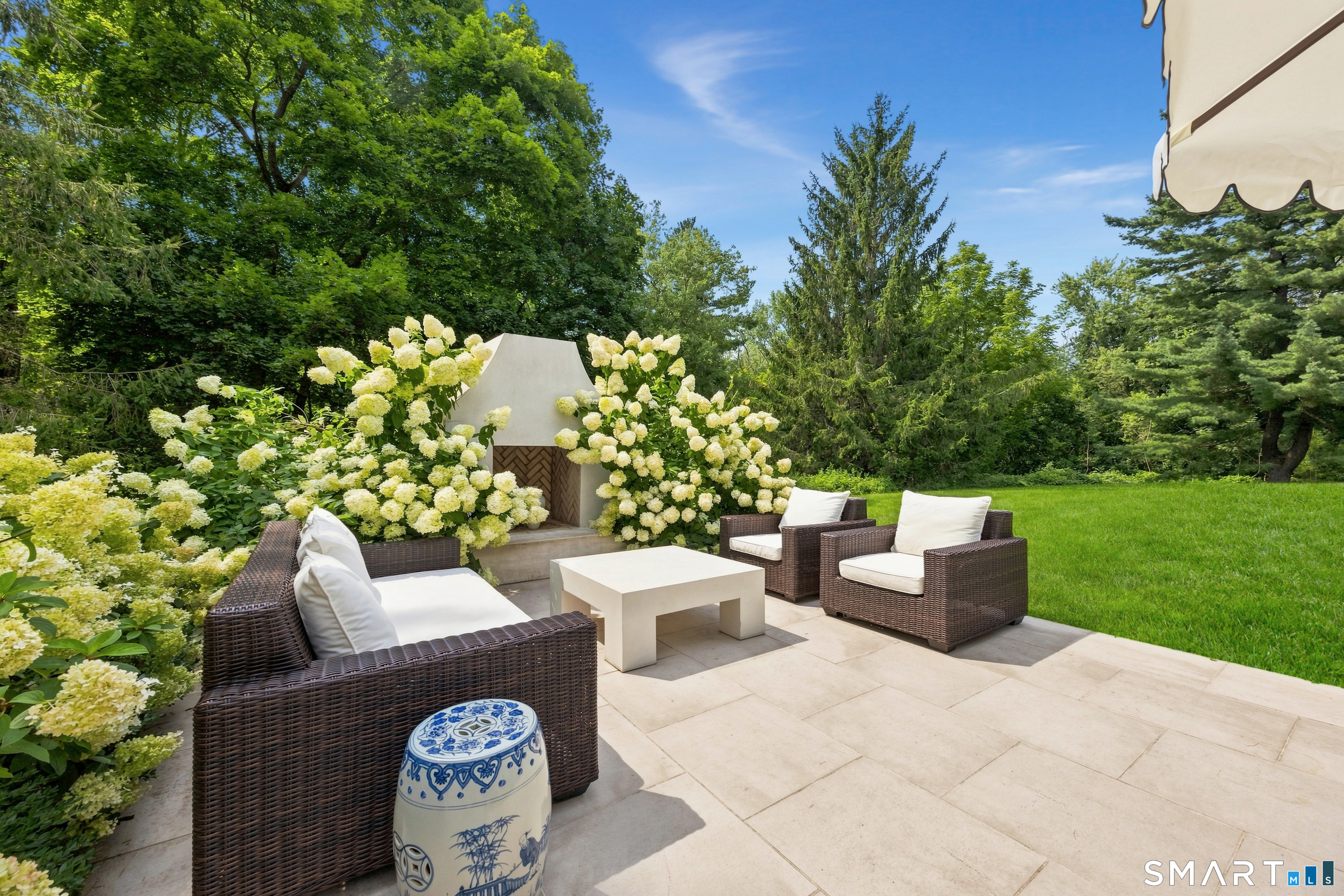 28 Old Norwalk Road New Canaan CT 06840