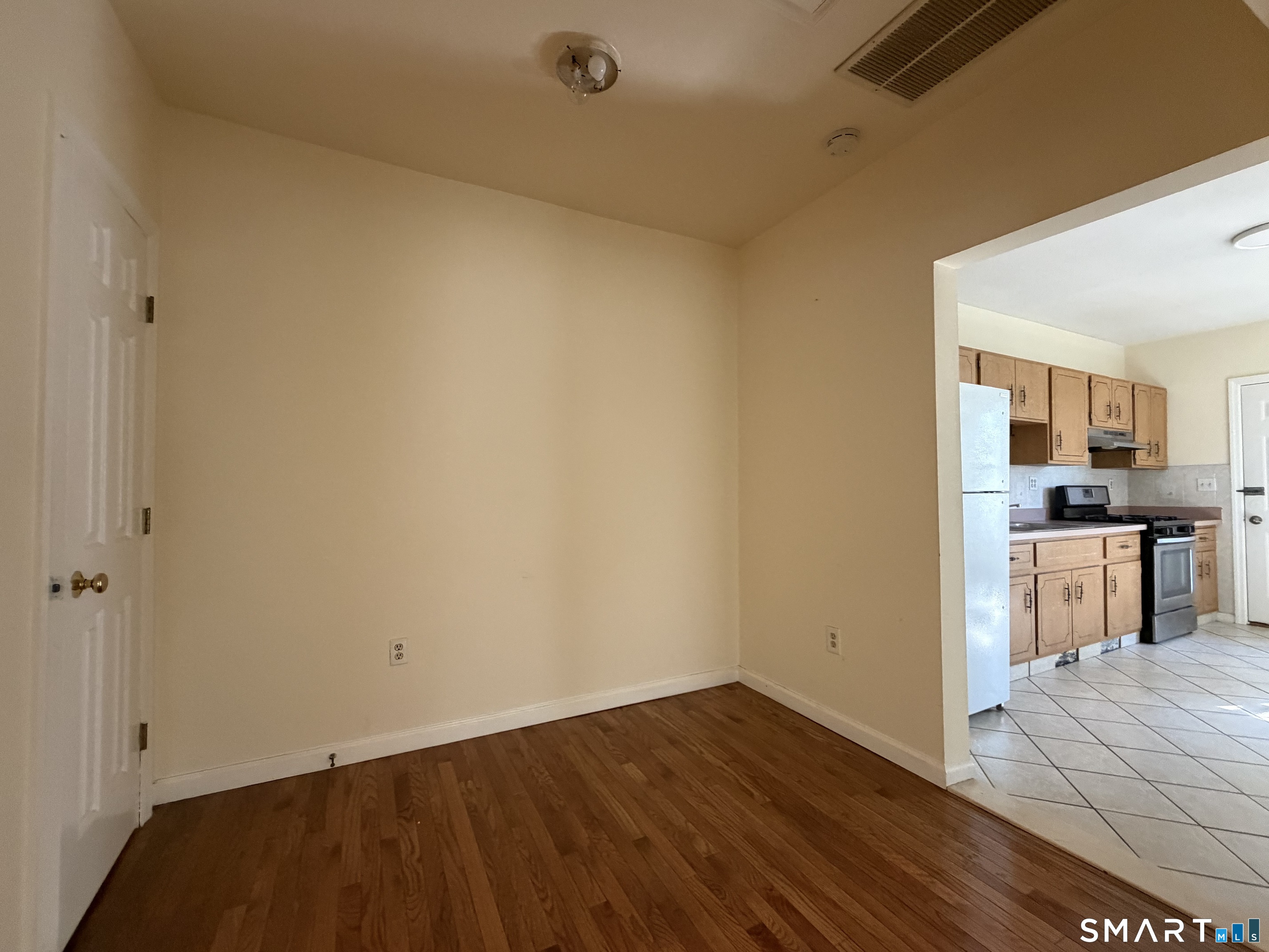 368 Benham Avenue Bridgeport CT 06604