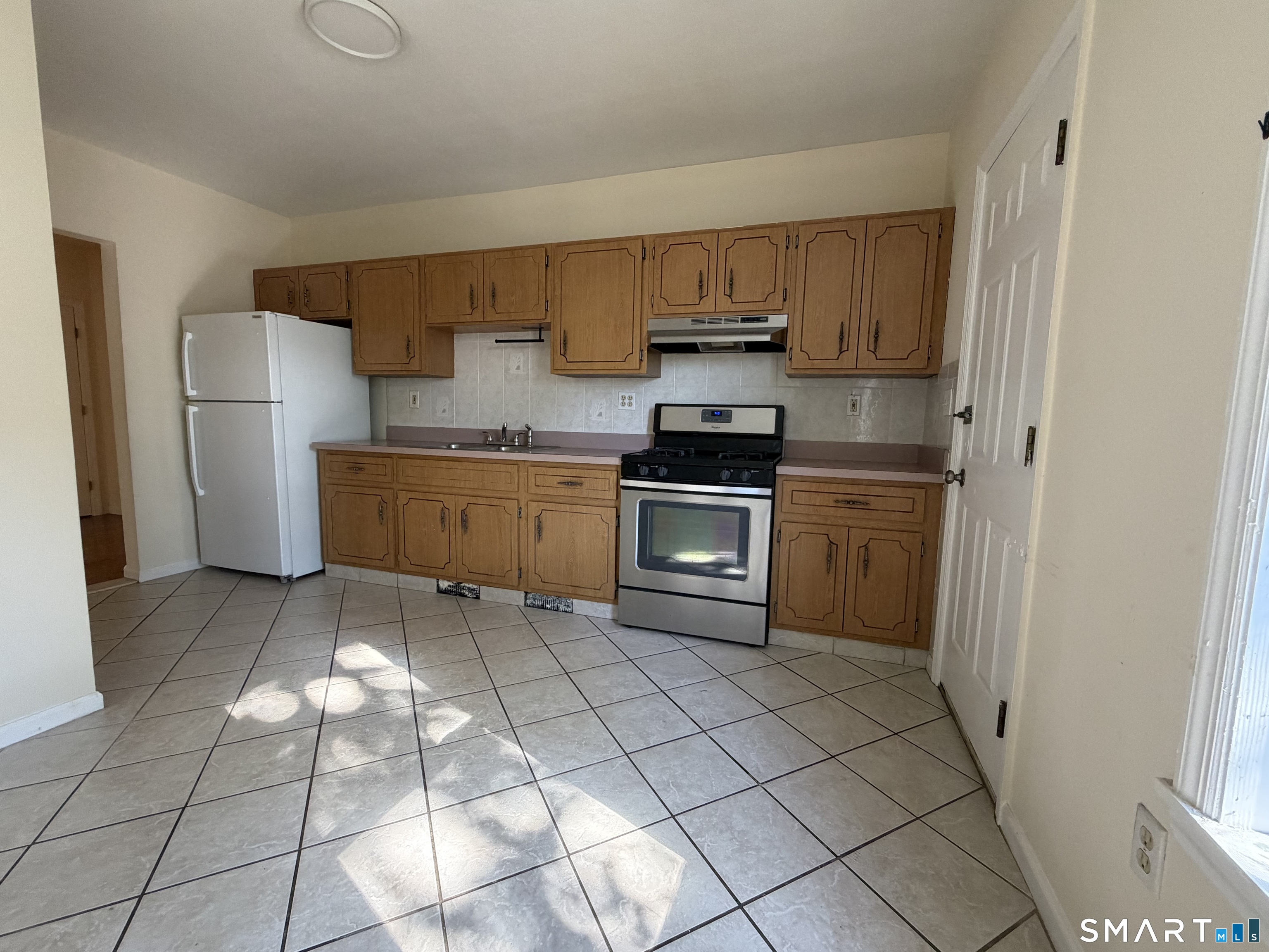 368 Benham Avenue Bridgeport CT 06604