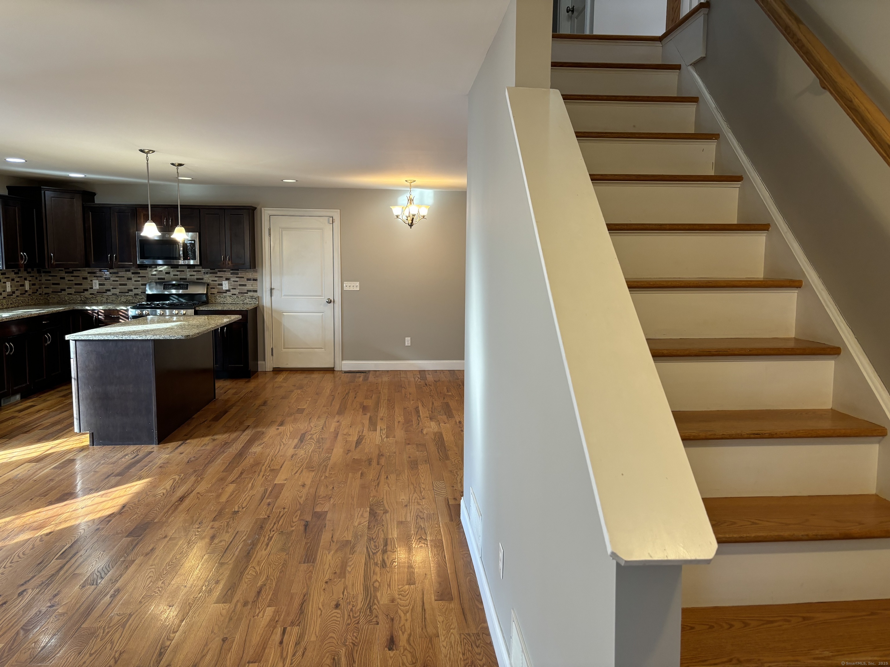 22 Hunters Lane Southington CT 06479