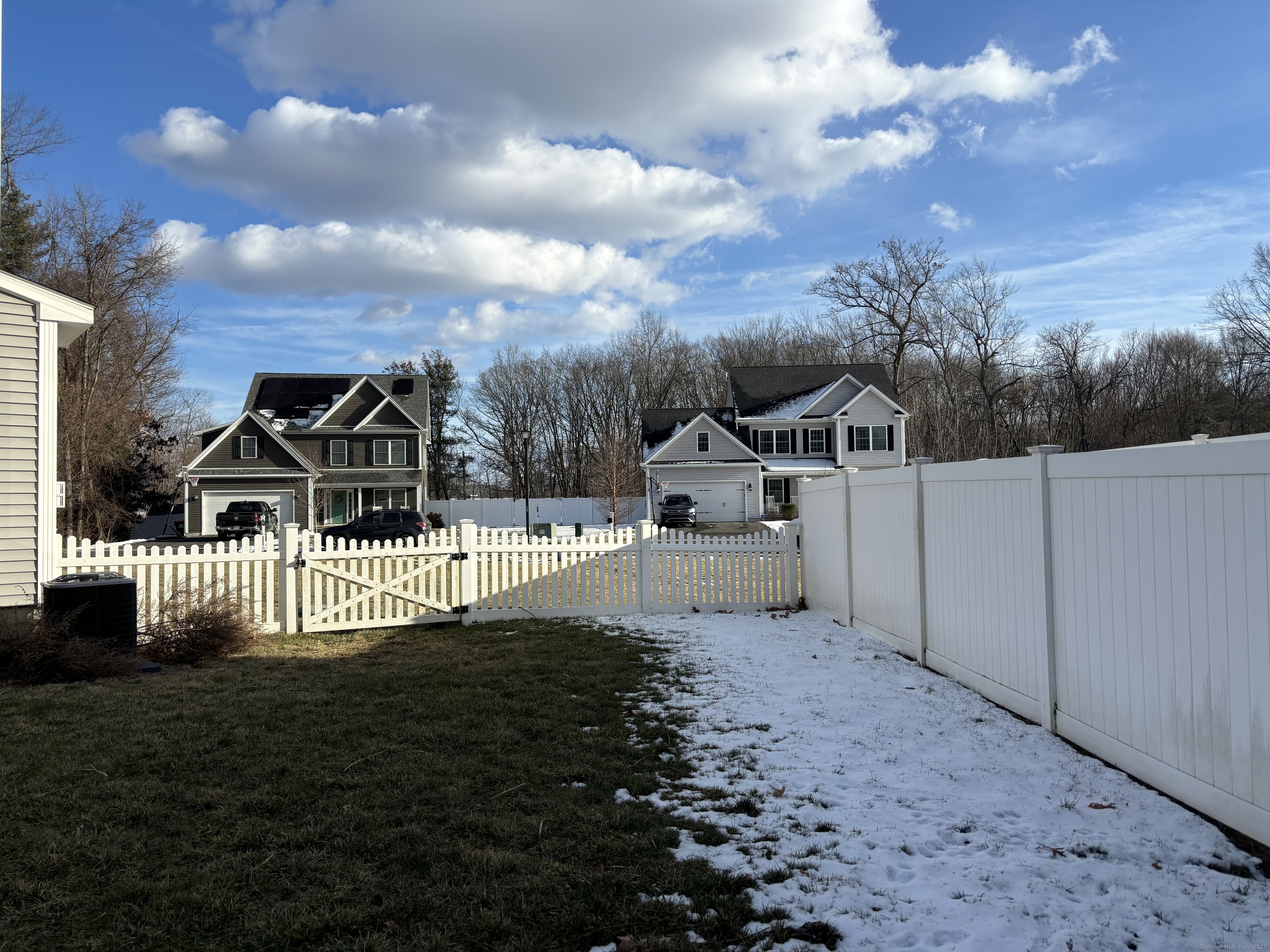 22 Hunters Lane Southington CT 06479