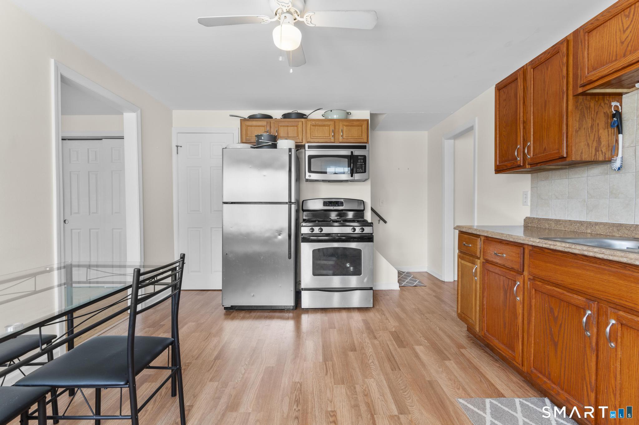 216 Country Road Fairfield CT 06824