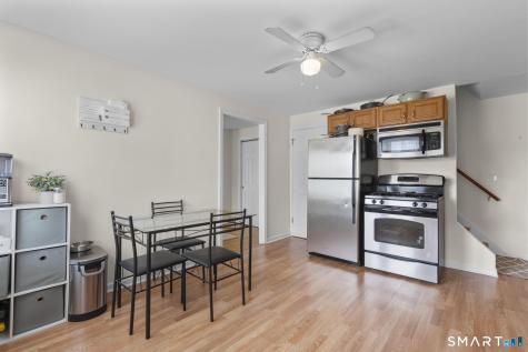 216 Country Road Fairfield CT 06824