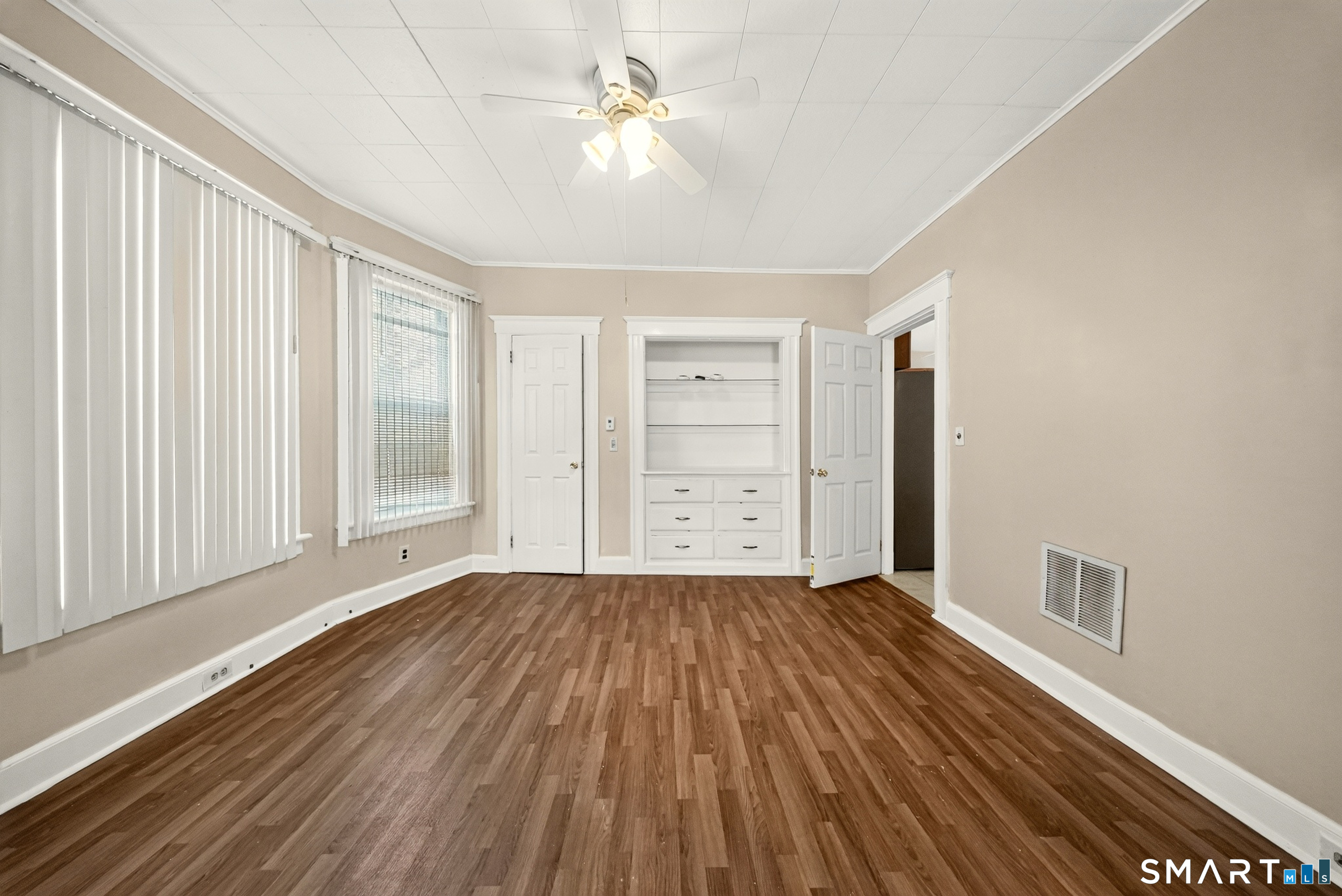 166 Dewey Street Bridgeport CT 06605