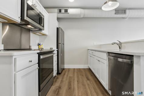 256 Captain Thomas Boulevard West Haven CT 06516
