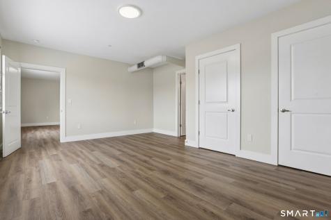 256 Captain Thomas Boulevard West Haven CT 06516