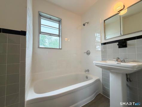 18 Fairview Drive Danbury CT 06810