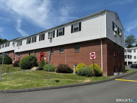 18 Fairview Drive Danbury CT 06810