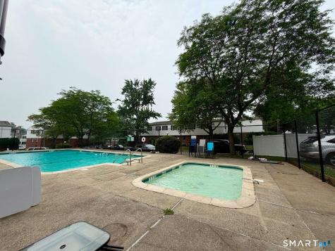 18 Fairview Drive Danbury CT 06810