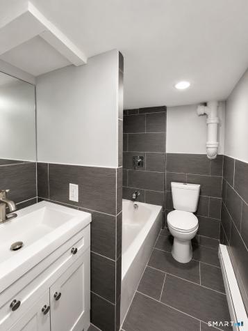 3-17 Curve Street Branford CT 06405