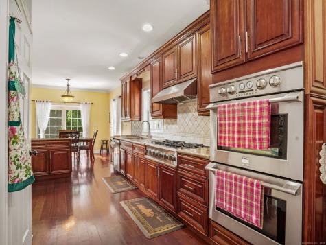 56 Barholm Avenue Stamford CT 06907