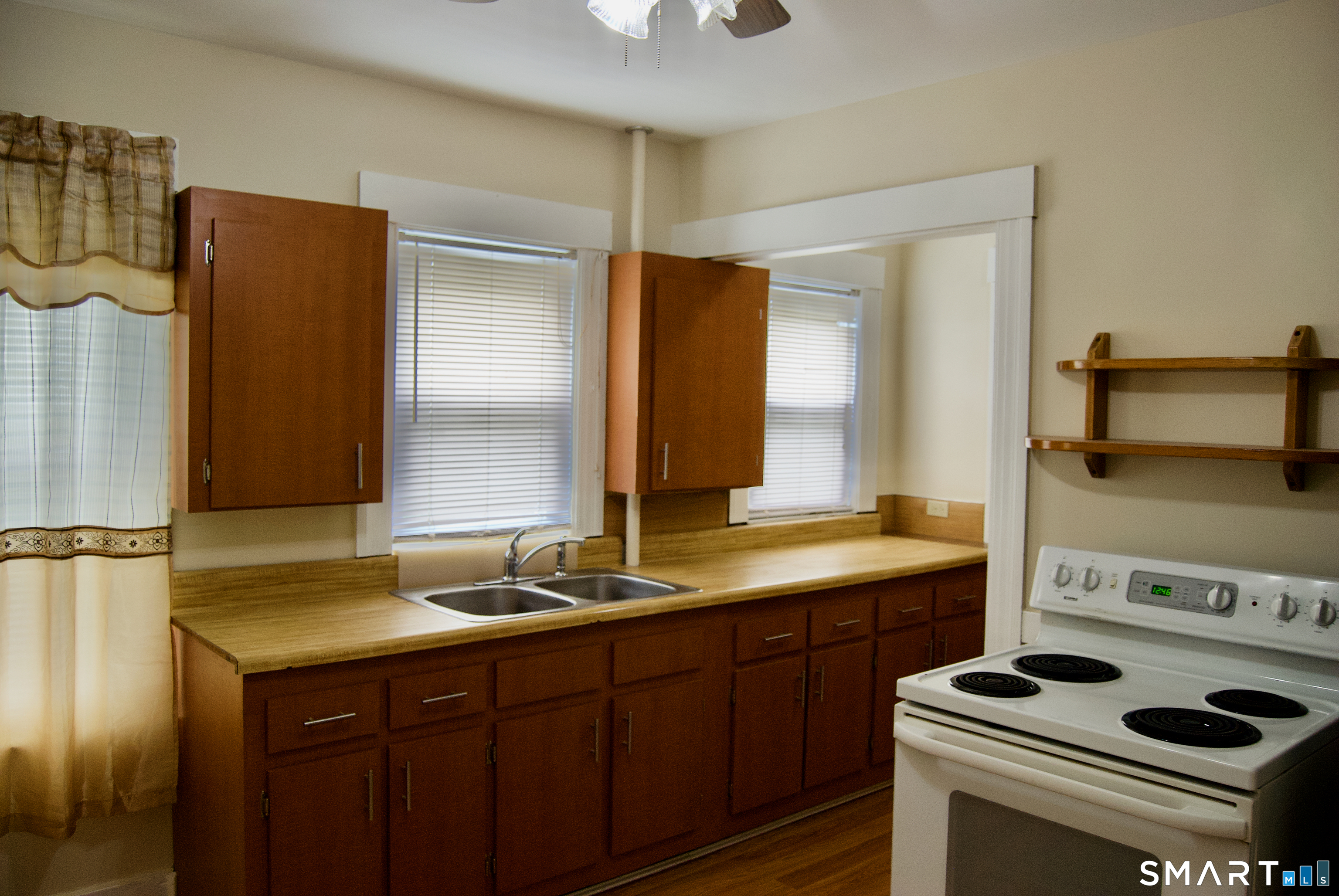37 Putnam Street Bristol CT 06010