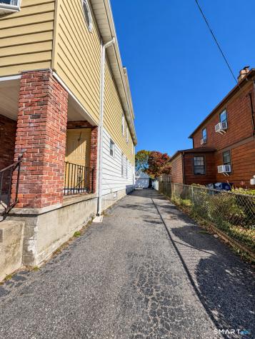 117 Peck Avenue West Haven CT 06516