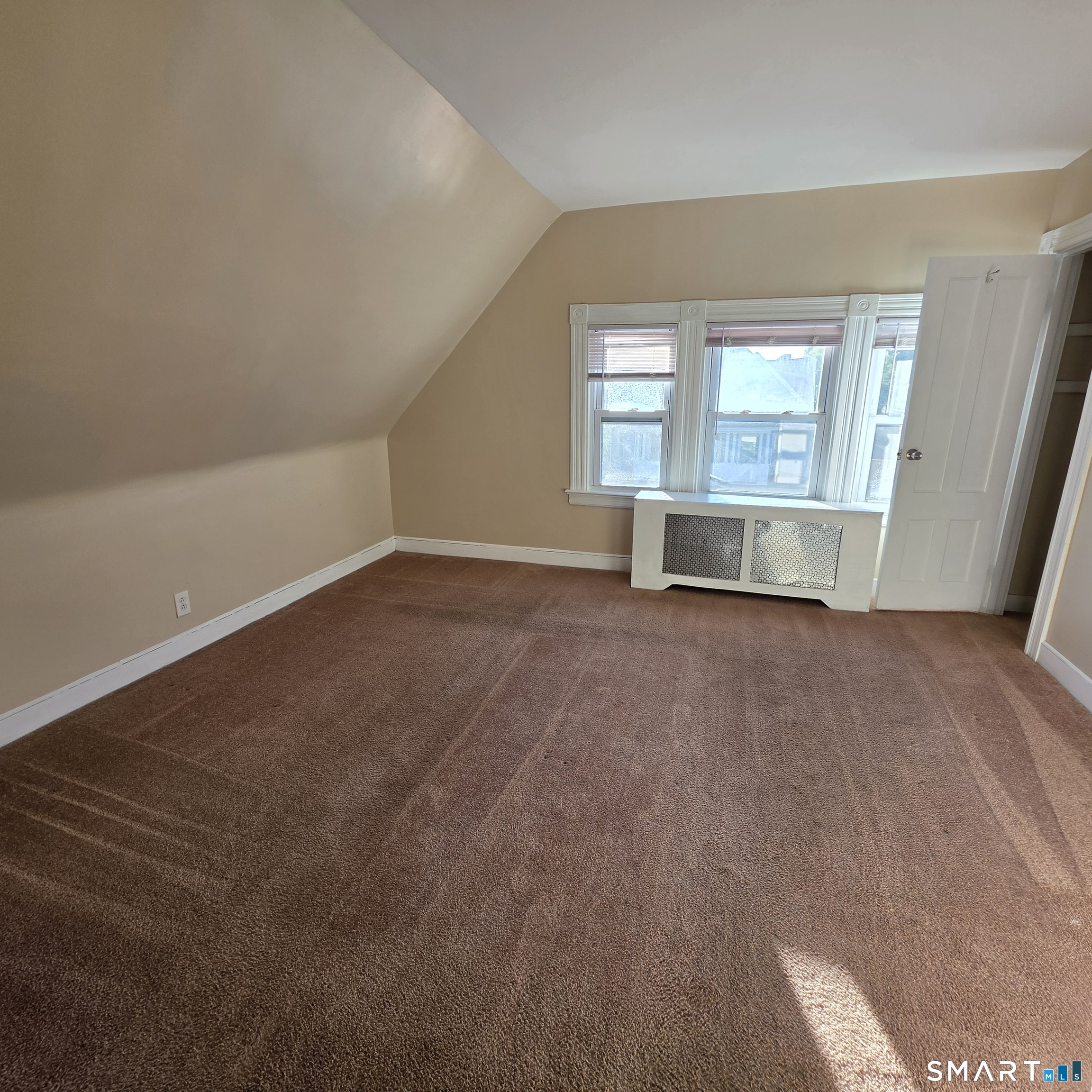 142 Oakland Terrace Hartford CT 06112