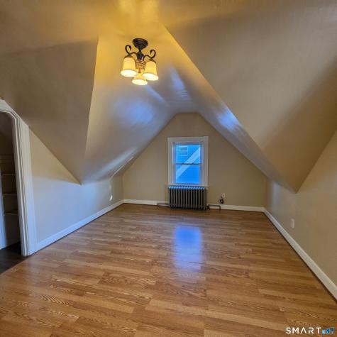 142 Oakland Terrace Hartford CT 06112