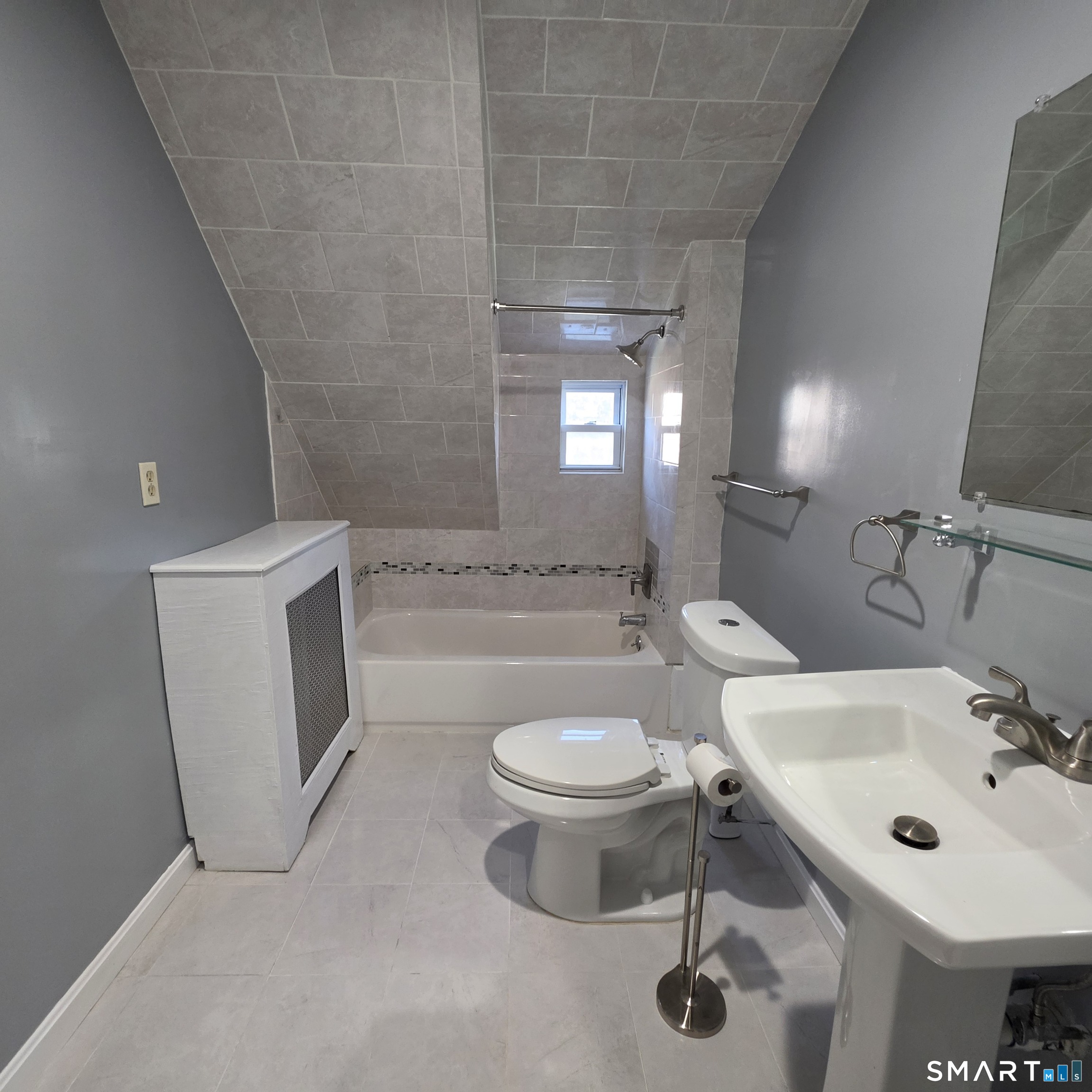 142 Oakland Terrace Hartford CT 06112