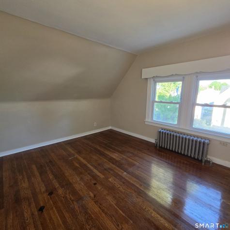 142 Oakland Terrace Hartford CT 06112