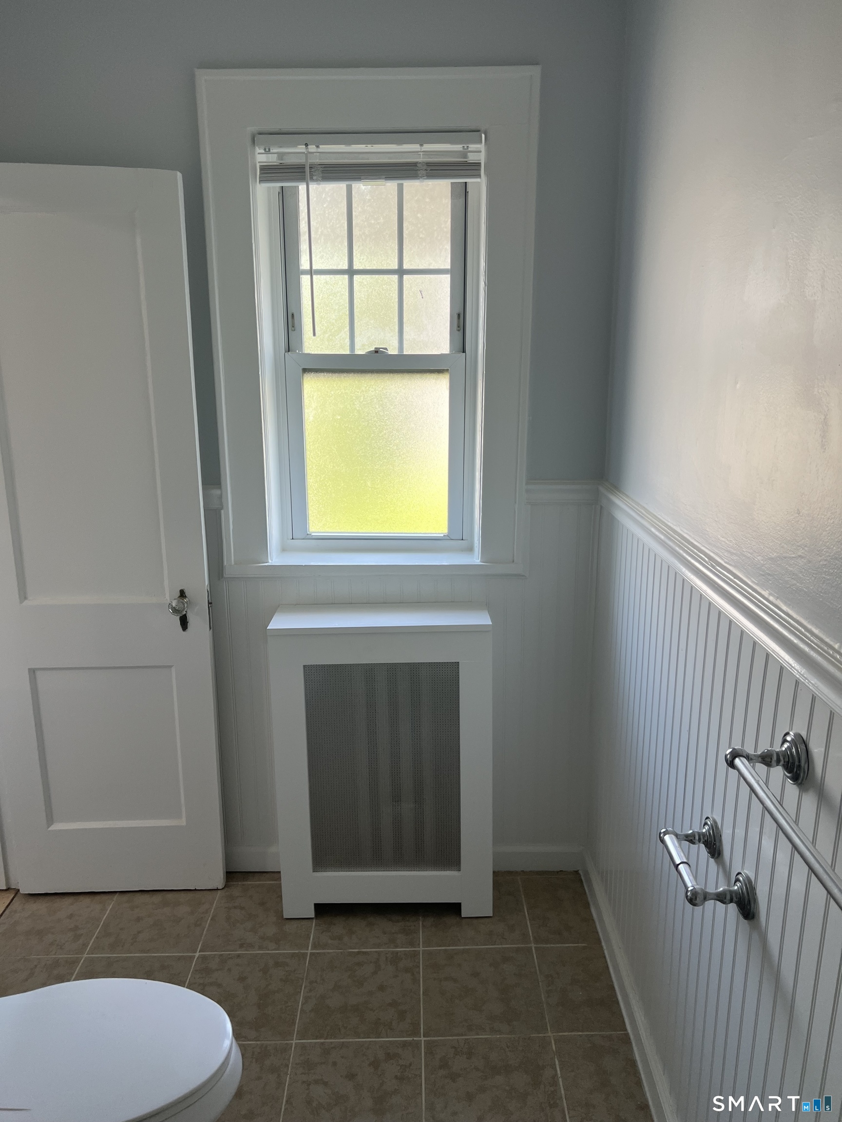 24 Circular Avenue Bridgeport CT 06605