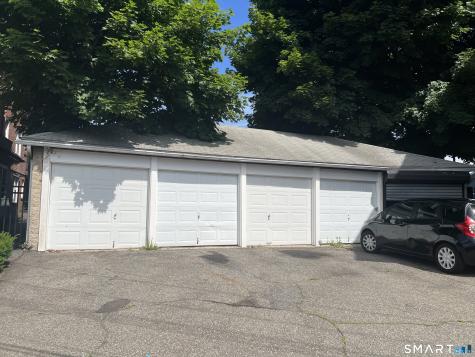 24 Circular Avenue Bridgeport CT 06605