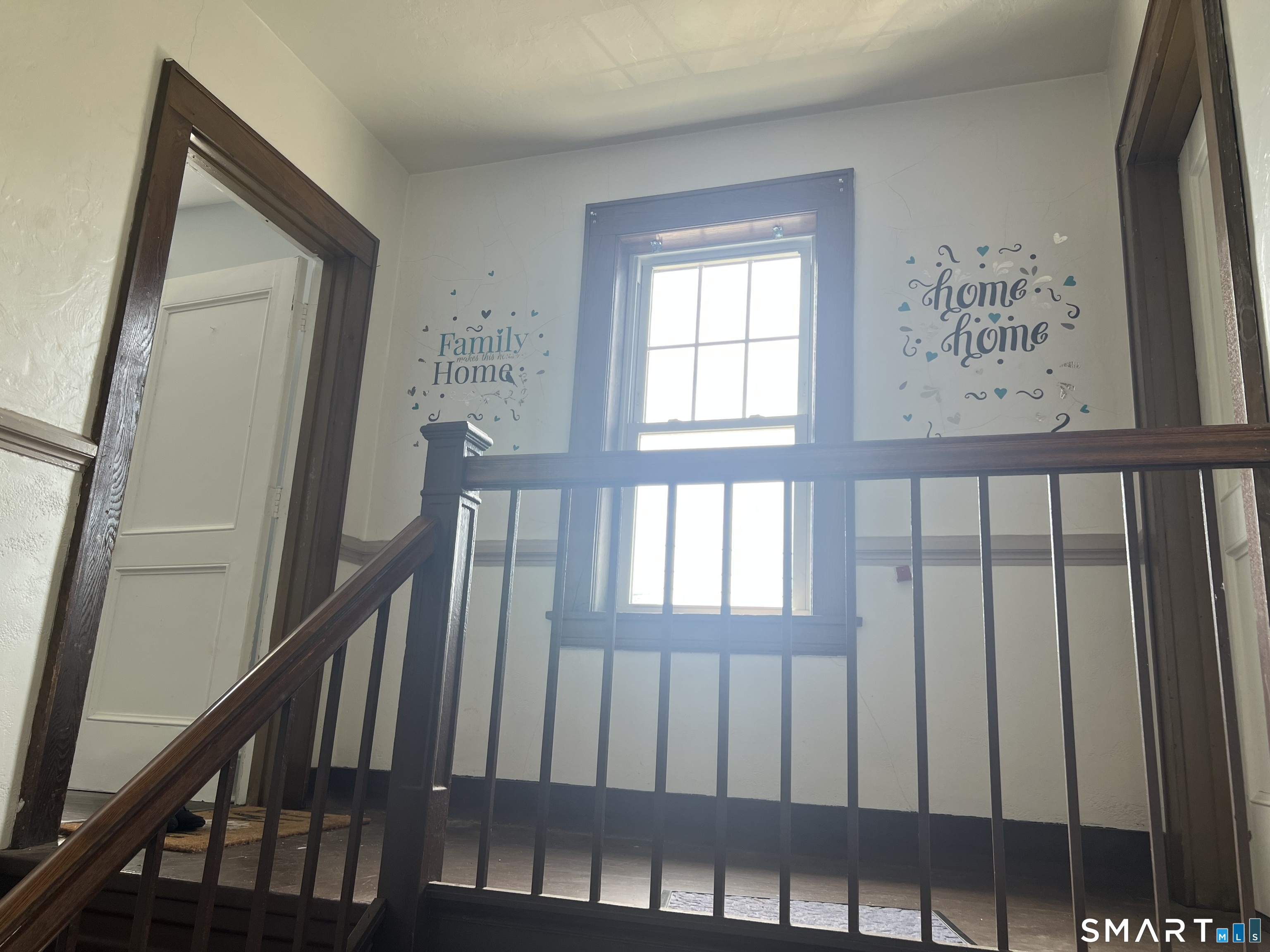 24 Circular Avenue Bridgeport CT 06605