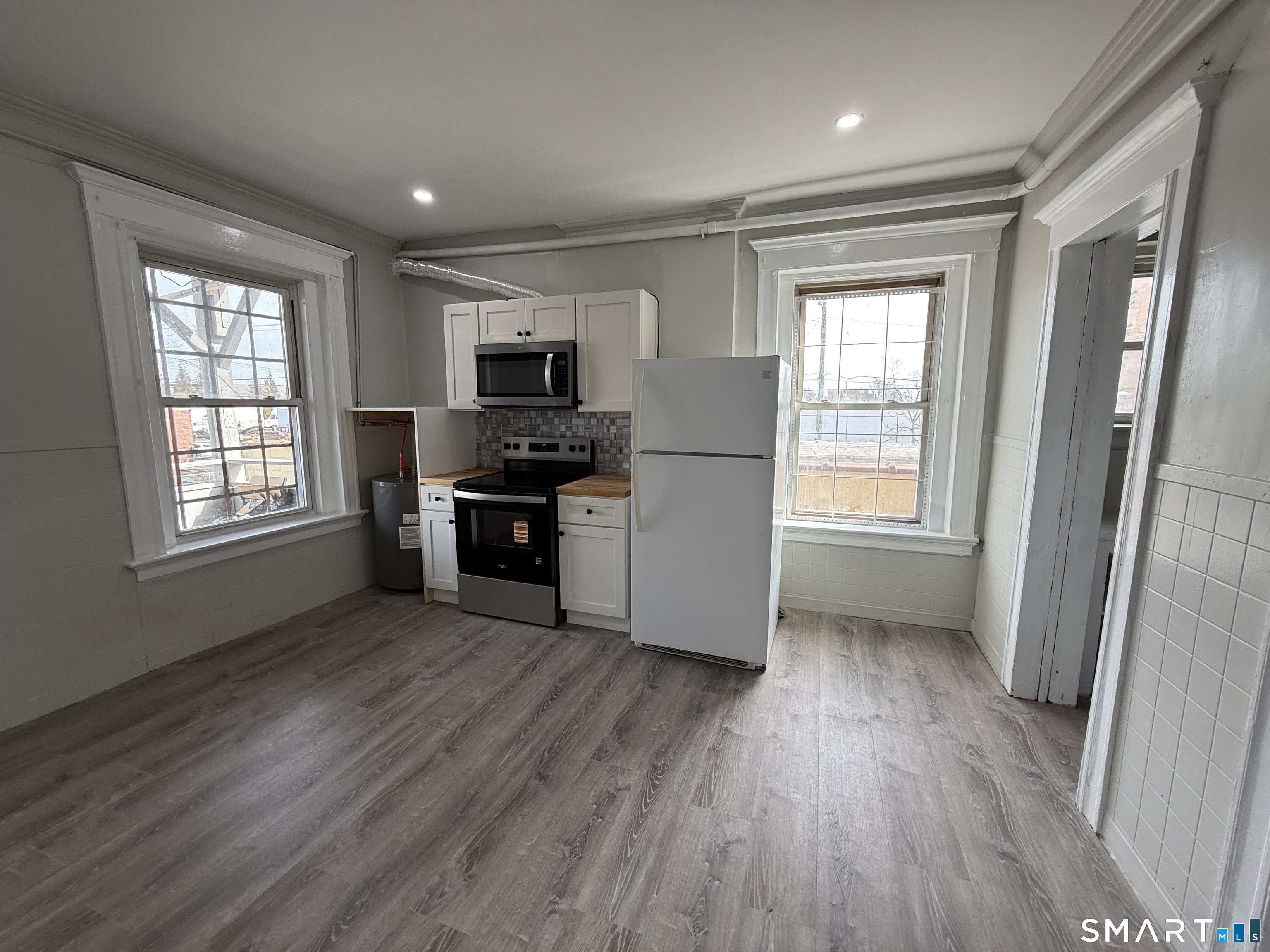 483 Barnum Avenue Bridgeport CT 06608