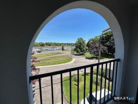 43 Seaview Avenue Stamford CT 06902