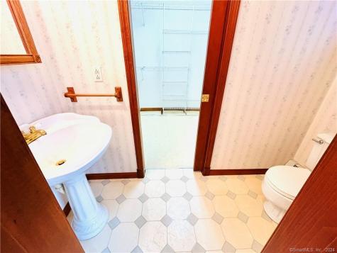 21 Cottage Street New Haven CT 06511