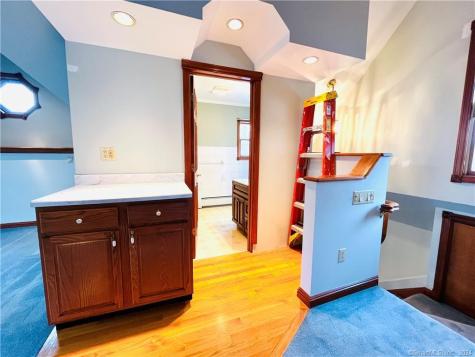 21 Cottage Street New Haven CT 06511