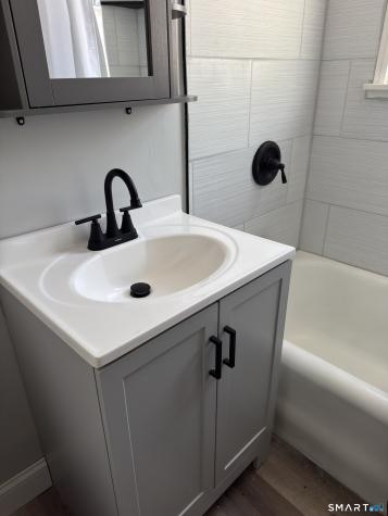 67-69 Westbourne Parkway Hartford CT 06112