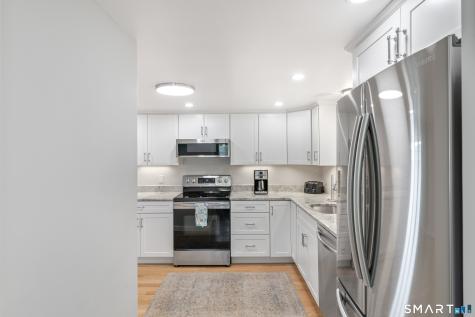 93 Black Point Road East Lyme CT 06357