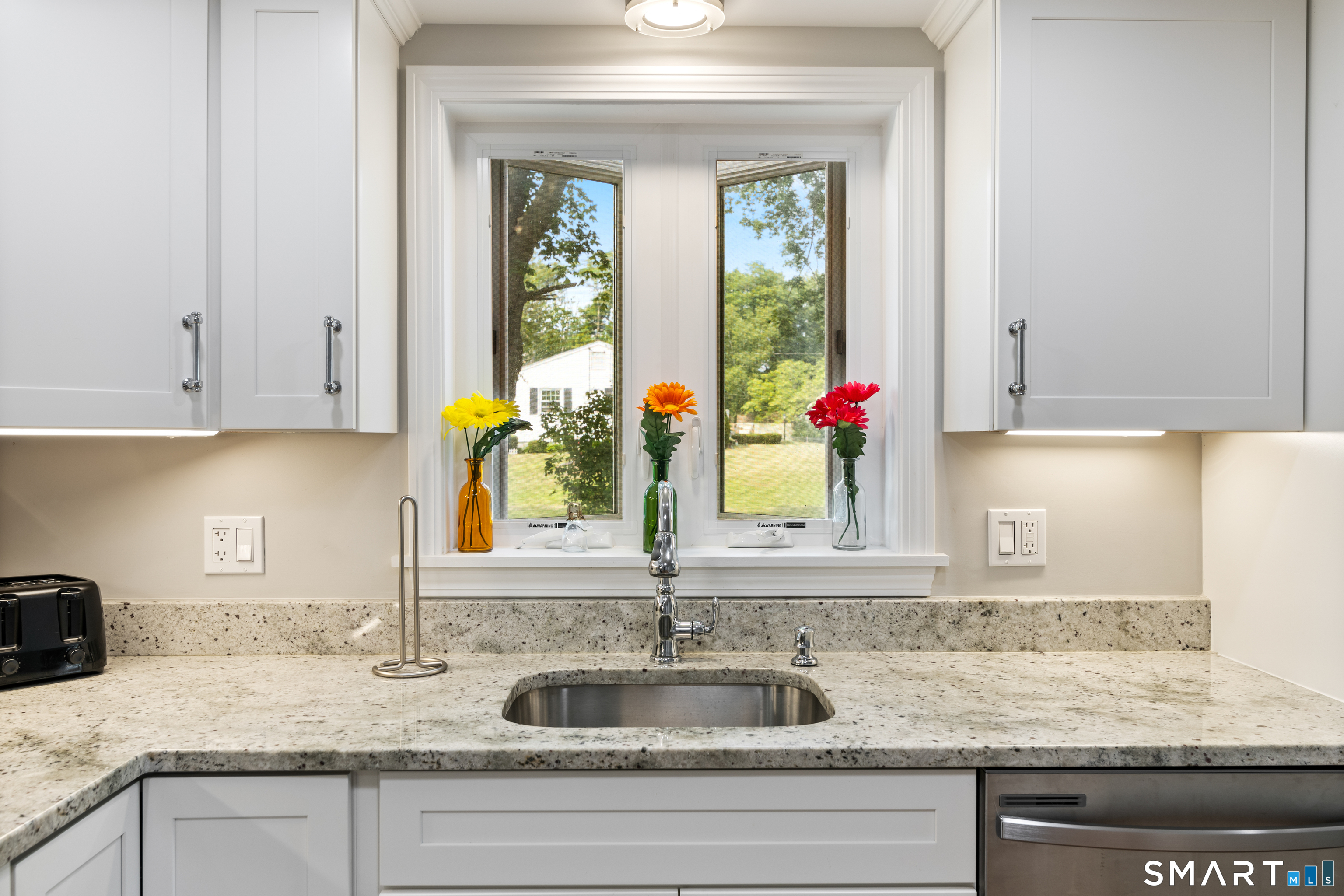 93 Black Point Road East Lyme CT 06357