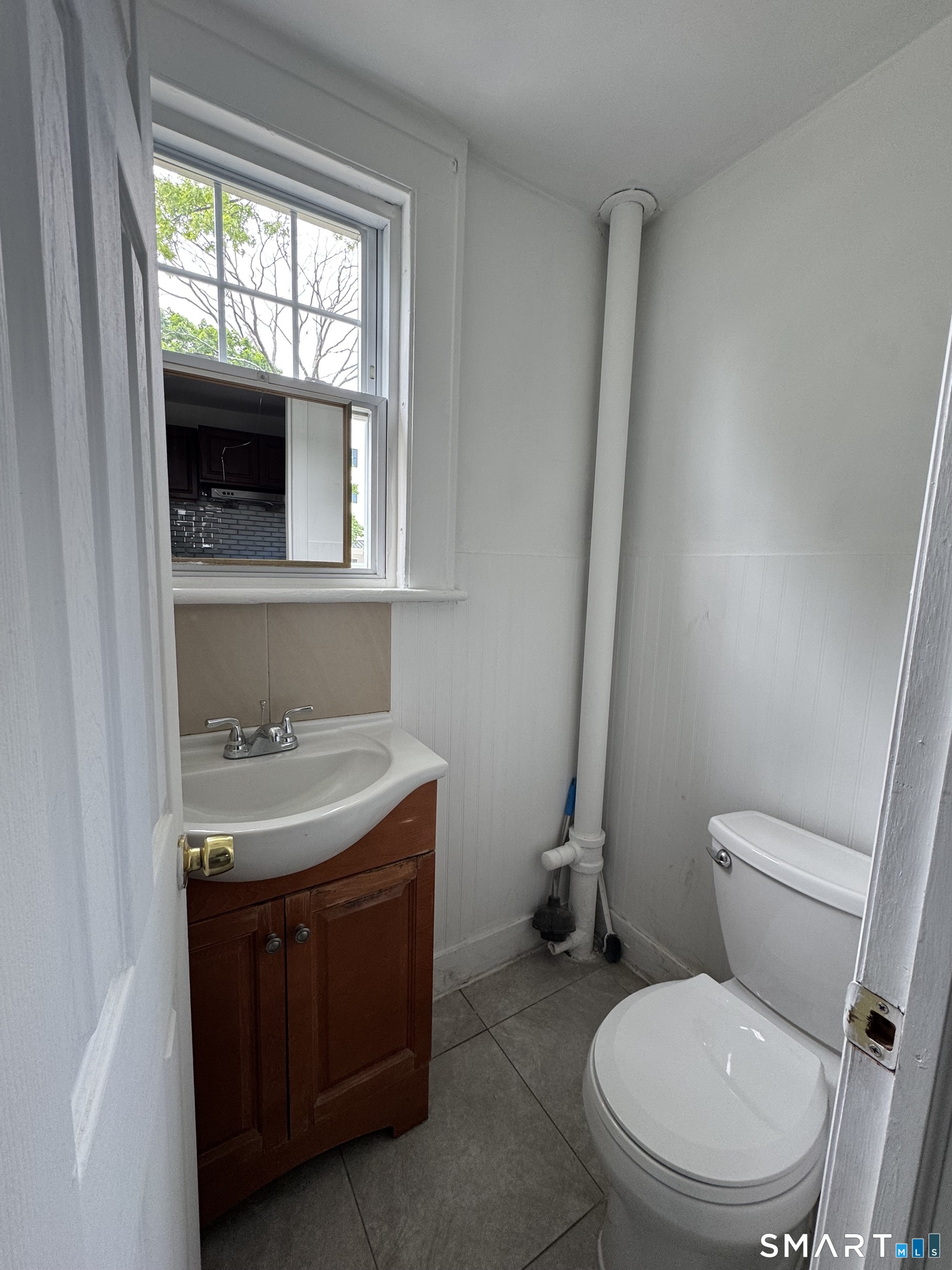 55 Kings College Place Stratford CT 06615