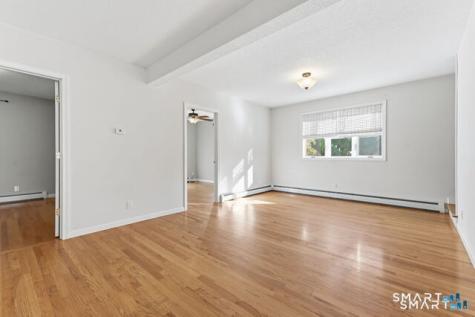 16 1/2 Myrtle Road East Hampton CT 06424