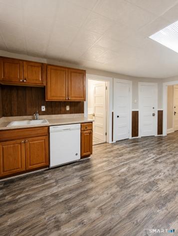 34 West Center Street Manchester CT 06040