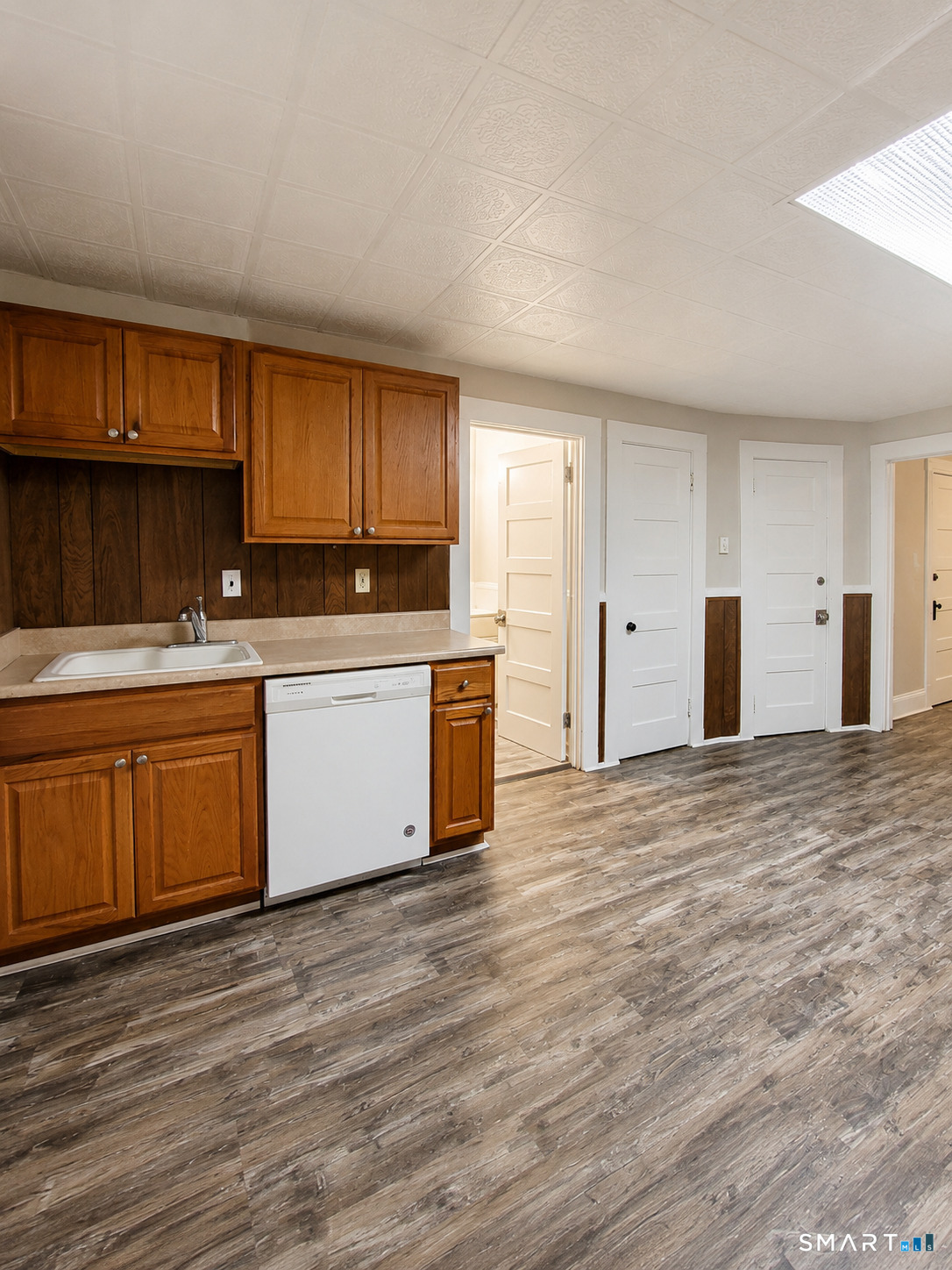 34 West Center Street Manchester CT 06040