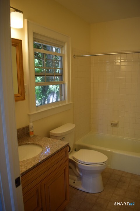 689 Kent Road New Milford CT 06755
