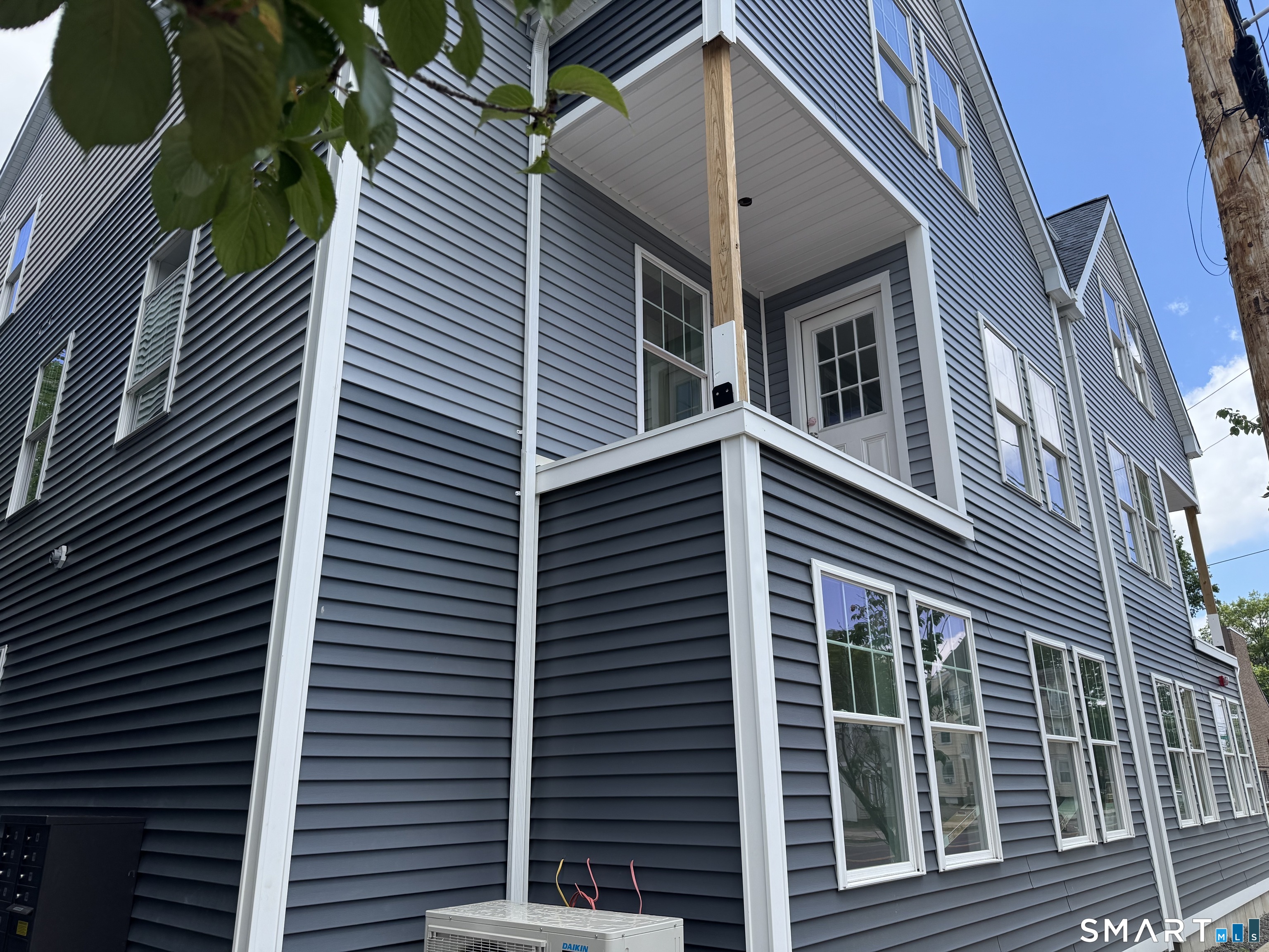 1085 Whalley Avenue New Haven CT 06515