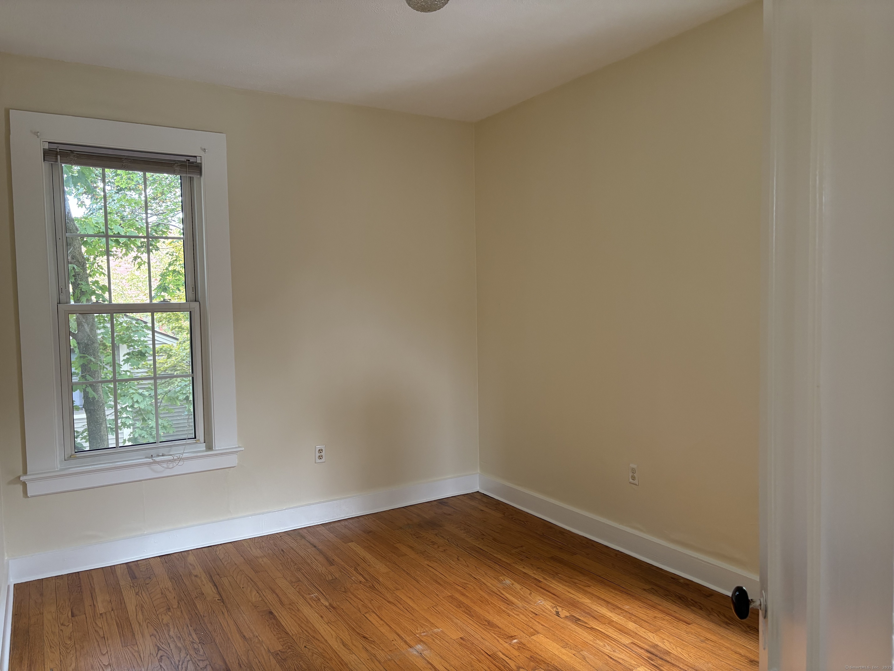 687 Broad Street Meriden CT 06450