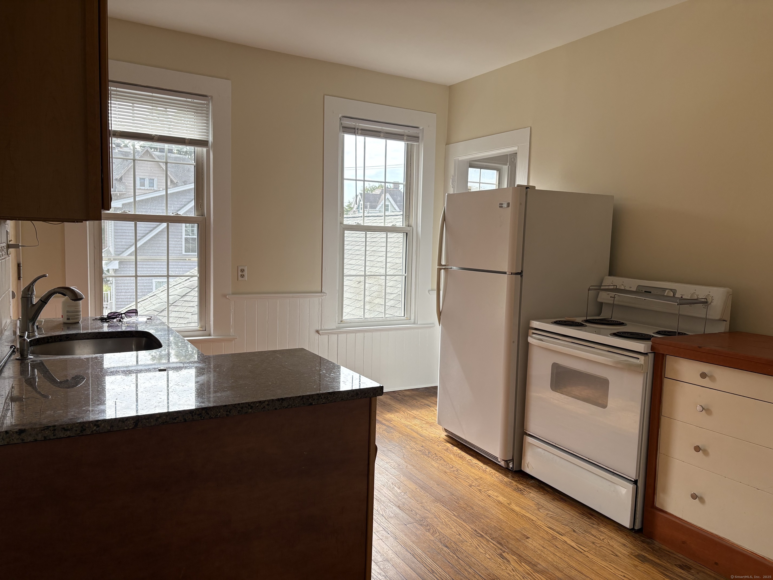 687 Broad Street Meriden CT 06450