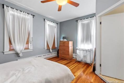 842 Edgewood Avenue New Haven CT 06515