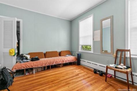 842 Edgewood Avenue New Haven CT 06515