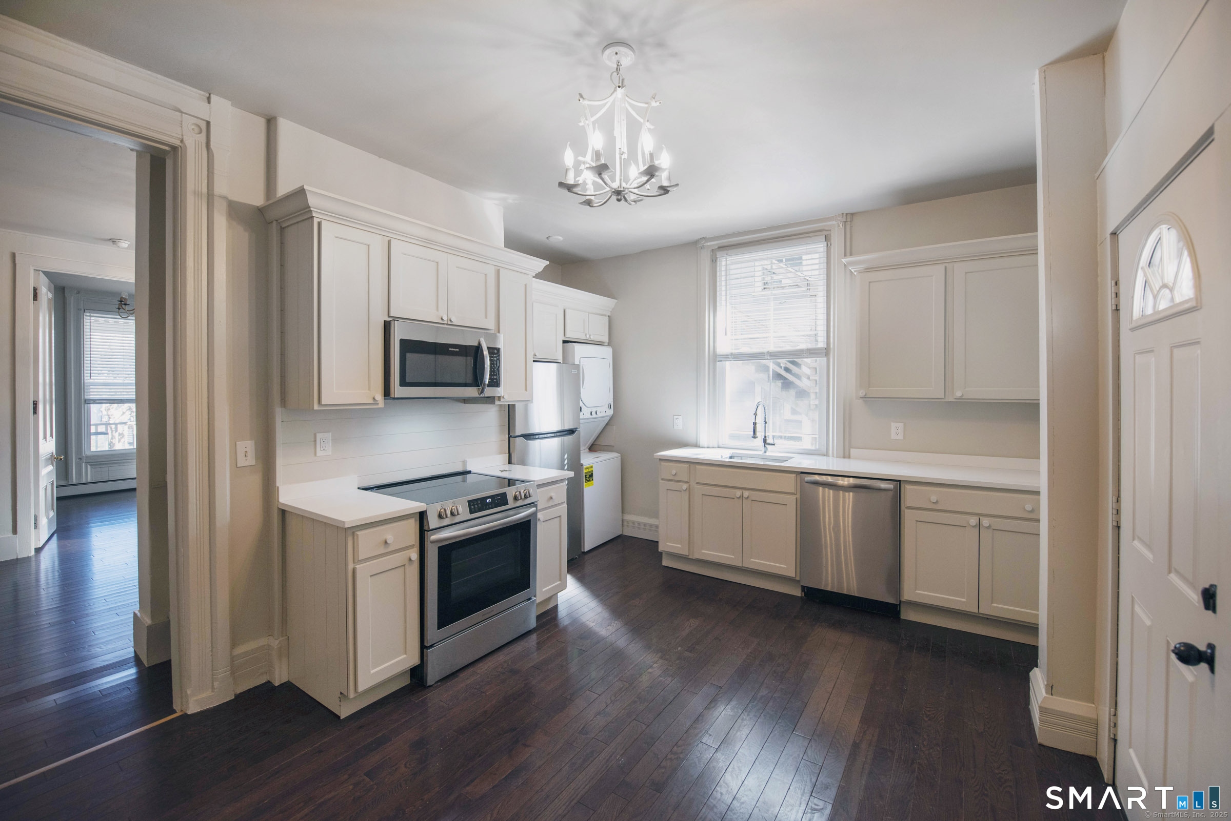 214 Broadway Norwich CT 06360