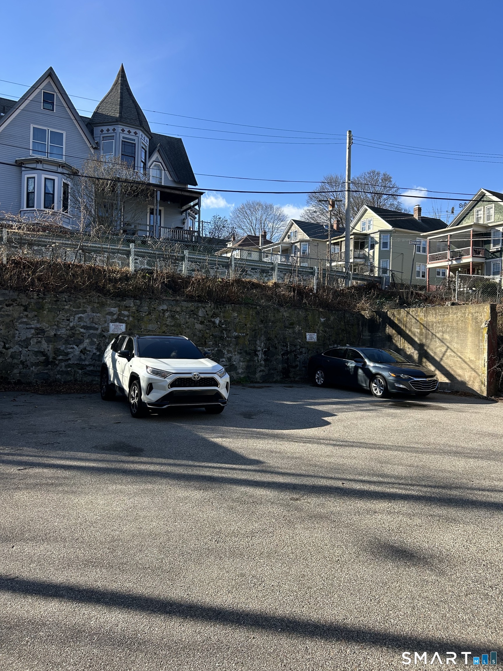 214 Broadway Norwich CT 06360