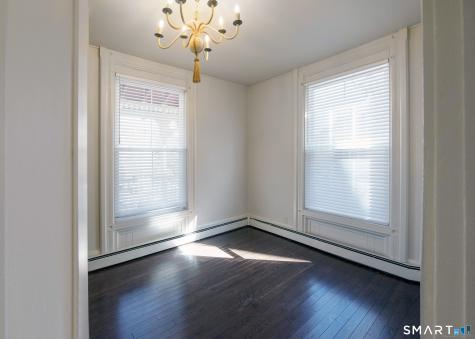 214 Broadway Norwich CT 06360