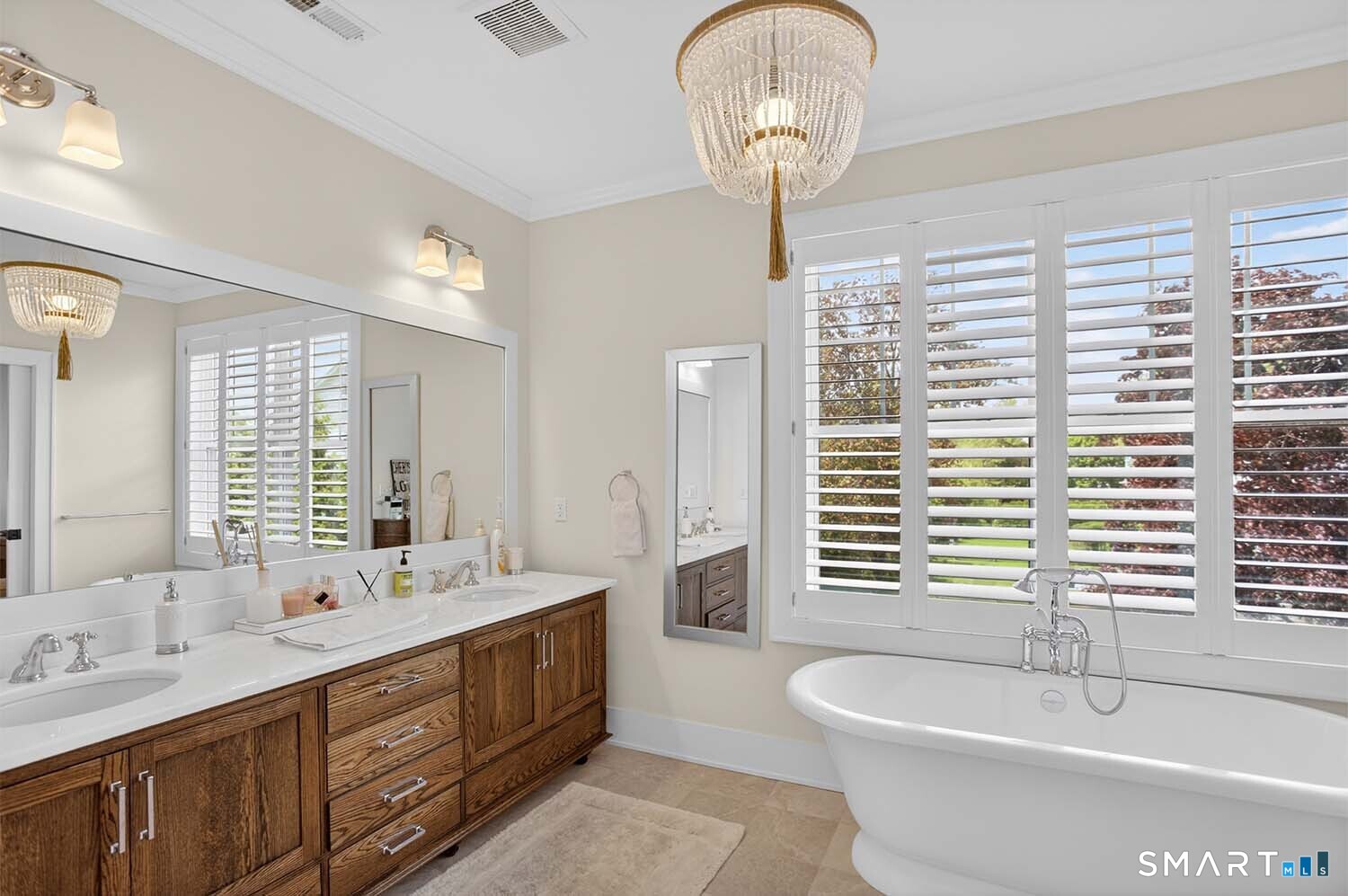 86 Quincy Street Fairfield CT 06824
