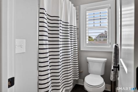 86 Quincy Street Fairfield CT 06824