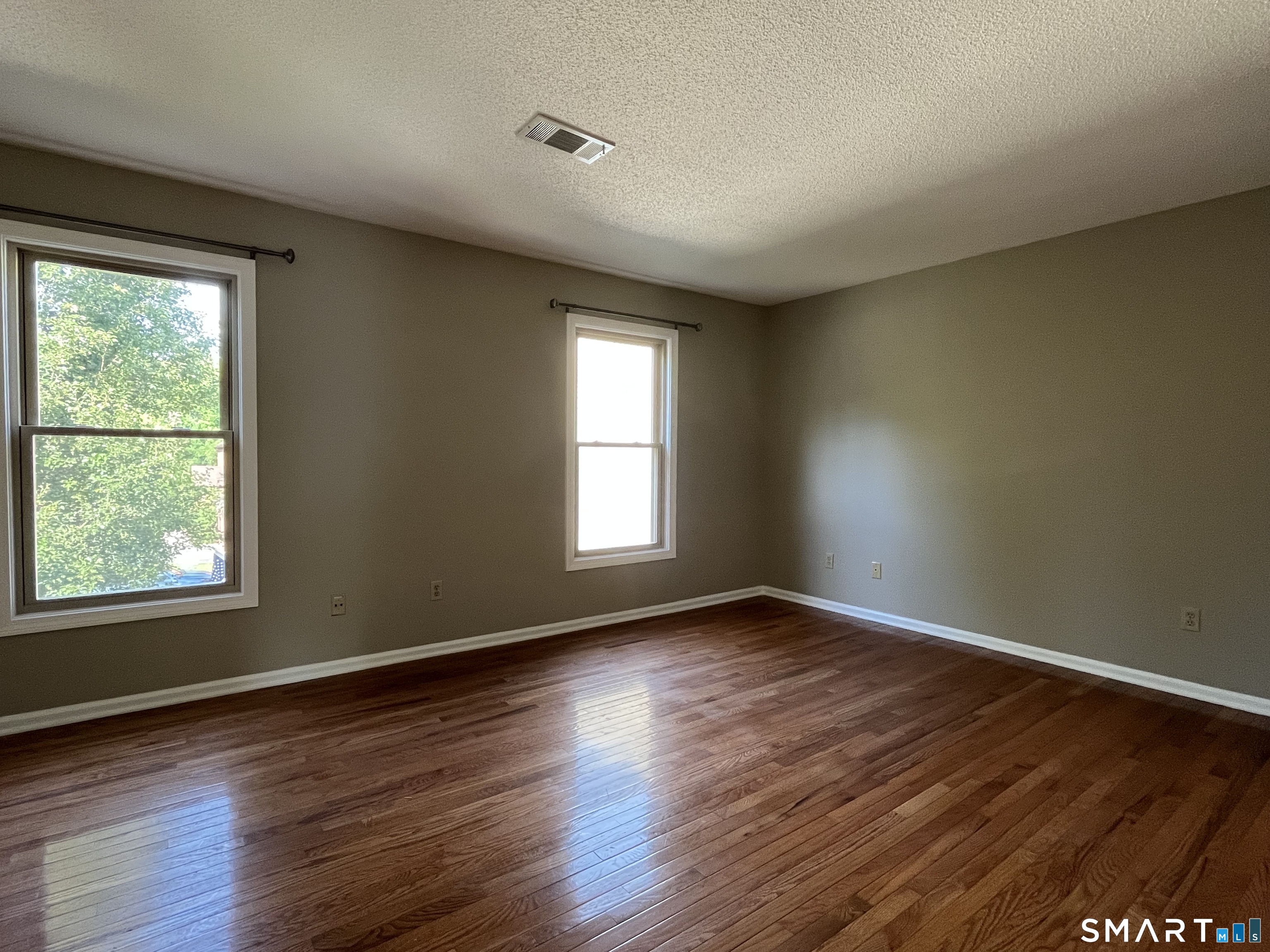 124 Colonial Hill Drive Wallingford CT 06492